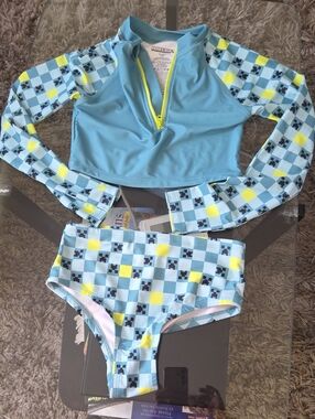 Kids Light Blue Long-Sleeve Rashguard Set with Checker Accents